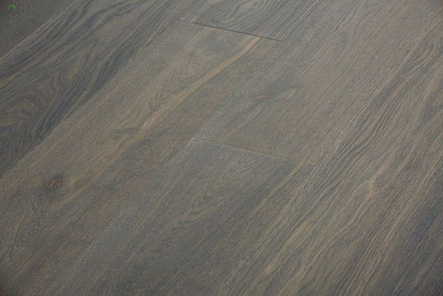 LWD-EB004 Pisos de madera de ingeniería de roble blanco de tablón ancho gris de nuevo diseño